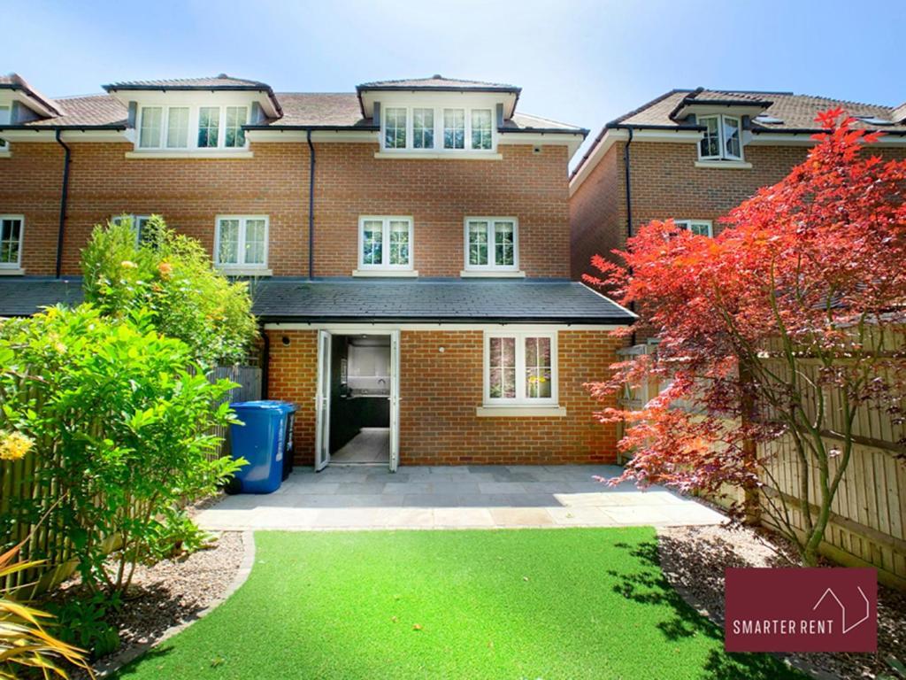 Maidenhead, Leander - 3 Bedroom - Parking & Garden Exterior foto